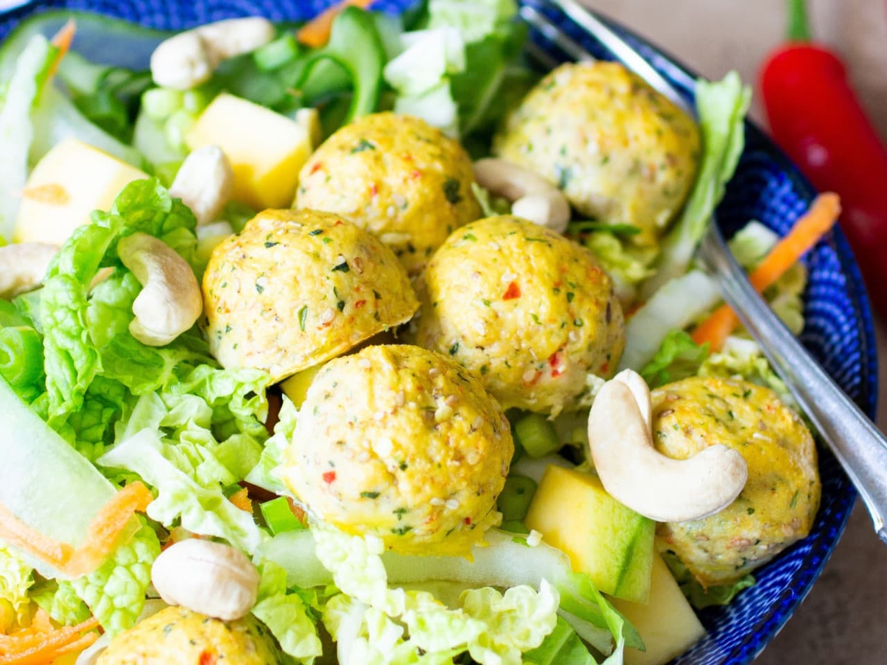 Shrimp balls with Thai salad