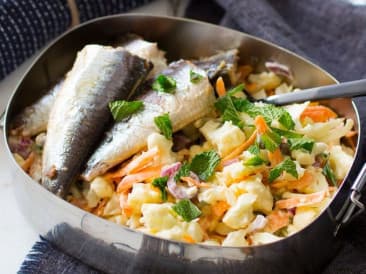 Ensalada de coliflor con sardinas