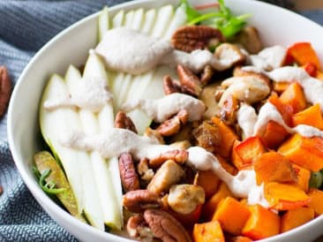 Hühnchen-Pekannuss-Salat