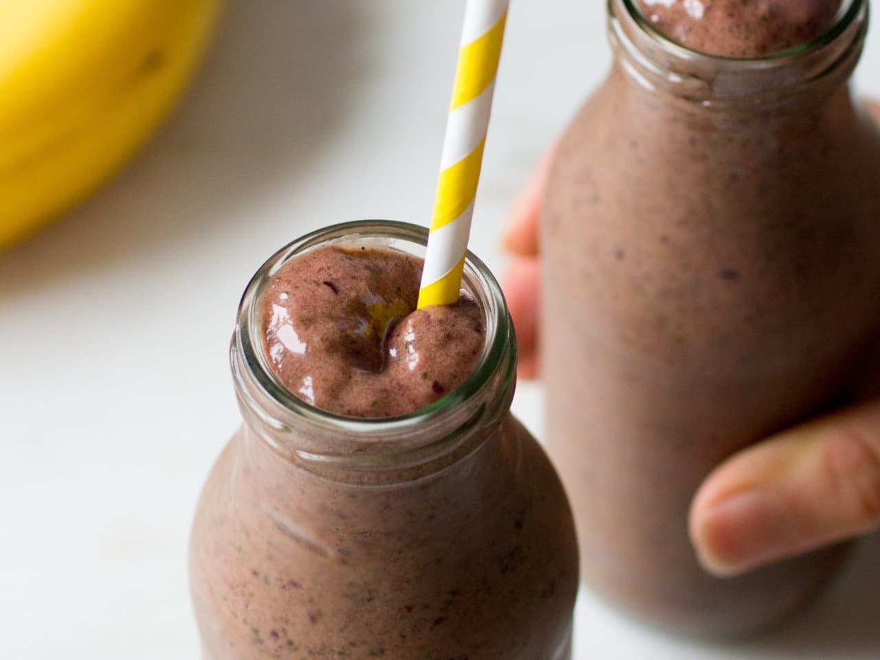 Batido de proteínas con cerezas