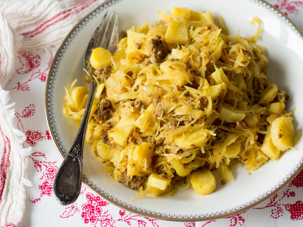 Plato de chucrut con chirivía