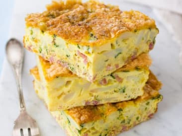 Frittata with cauliflower and bacon