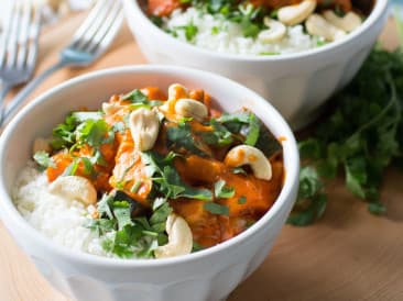 Korma vegetariano con anacardos