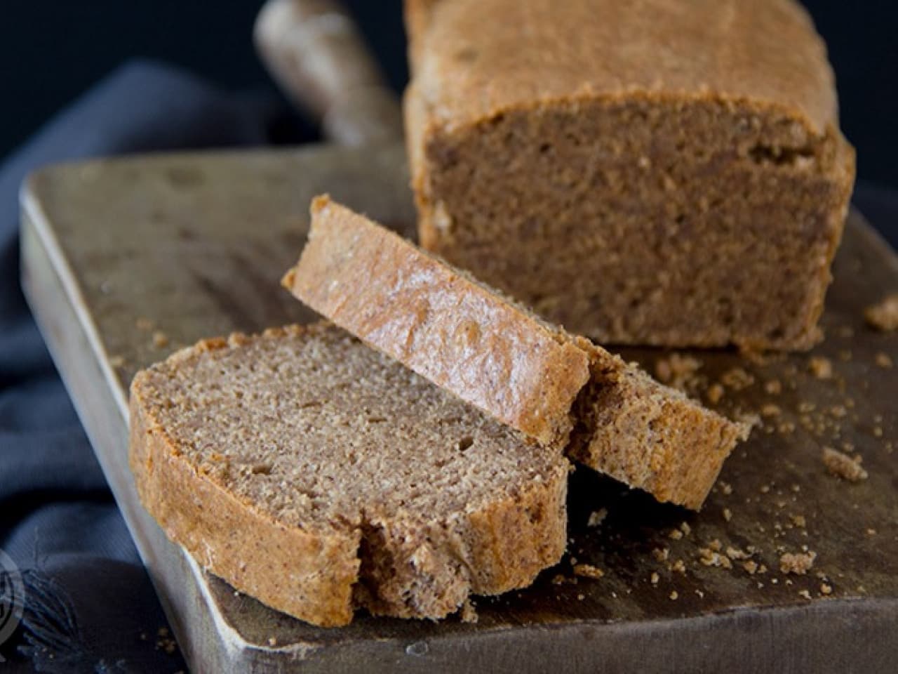 Cashew bread