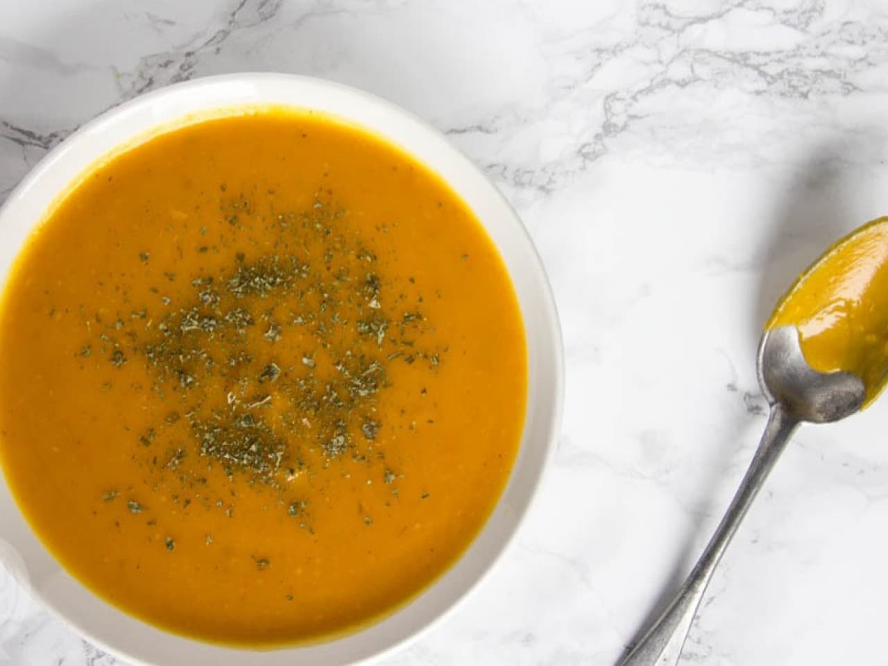 Pumpkin soup with zucchini