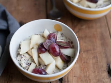 Petit déjeuner poire-raisin