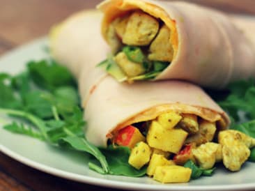 Wrap paléo au curry de poulet