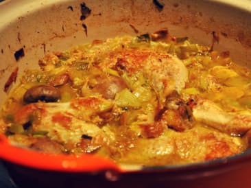 Plato de puerro-pollo-limón