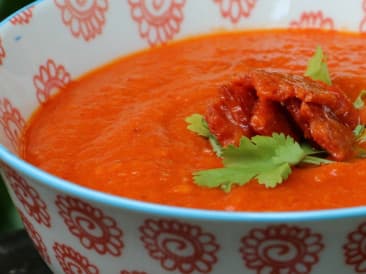 Geroostere paprikasoep met chorizo