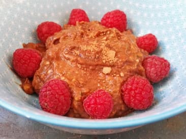 Chocolate mousse with raspberries and zucchini grater