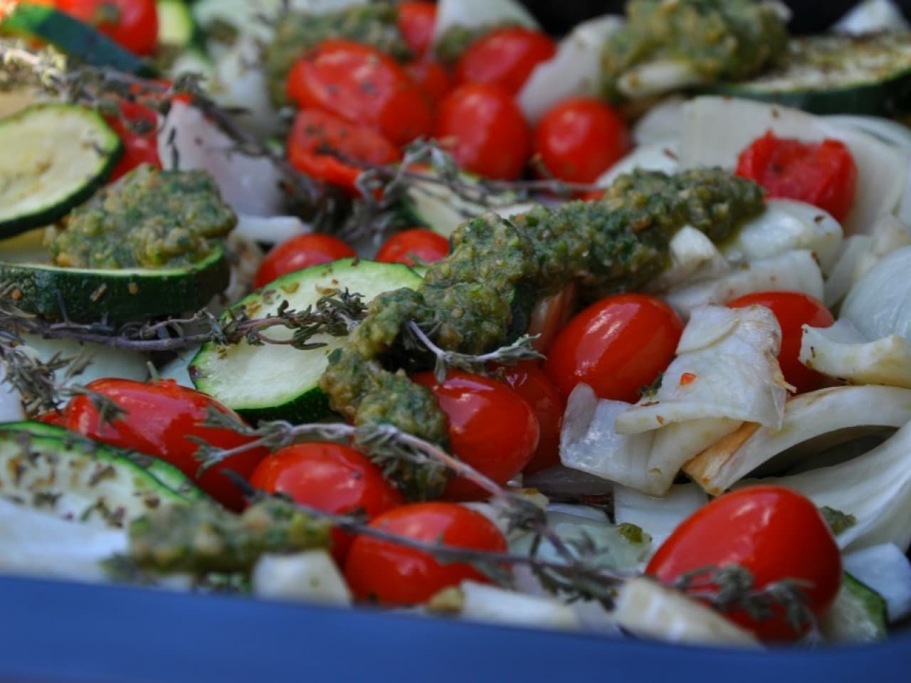 Fennel zucchini dish with basil sauce