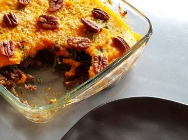 Surprising oven dish with pumpkin puree