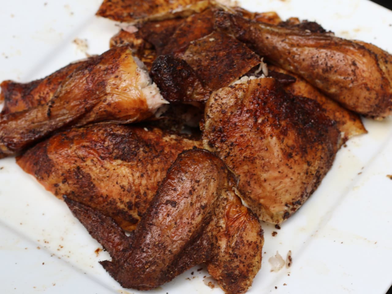 Poulet à la cannelle sur une boîte