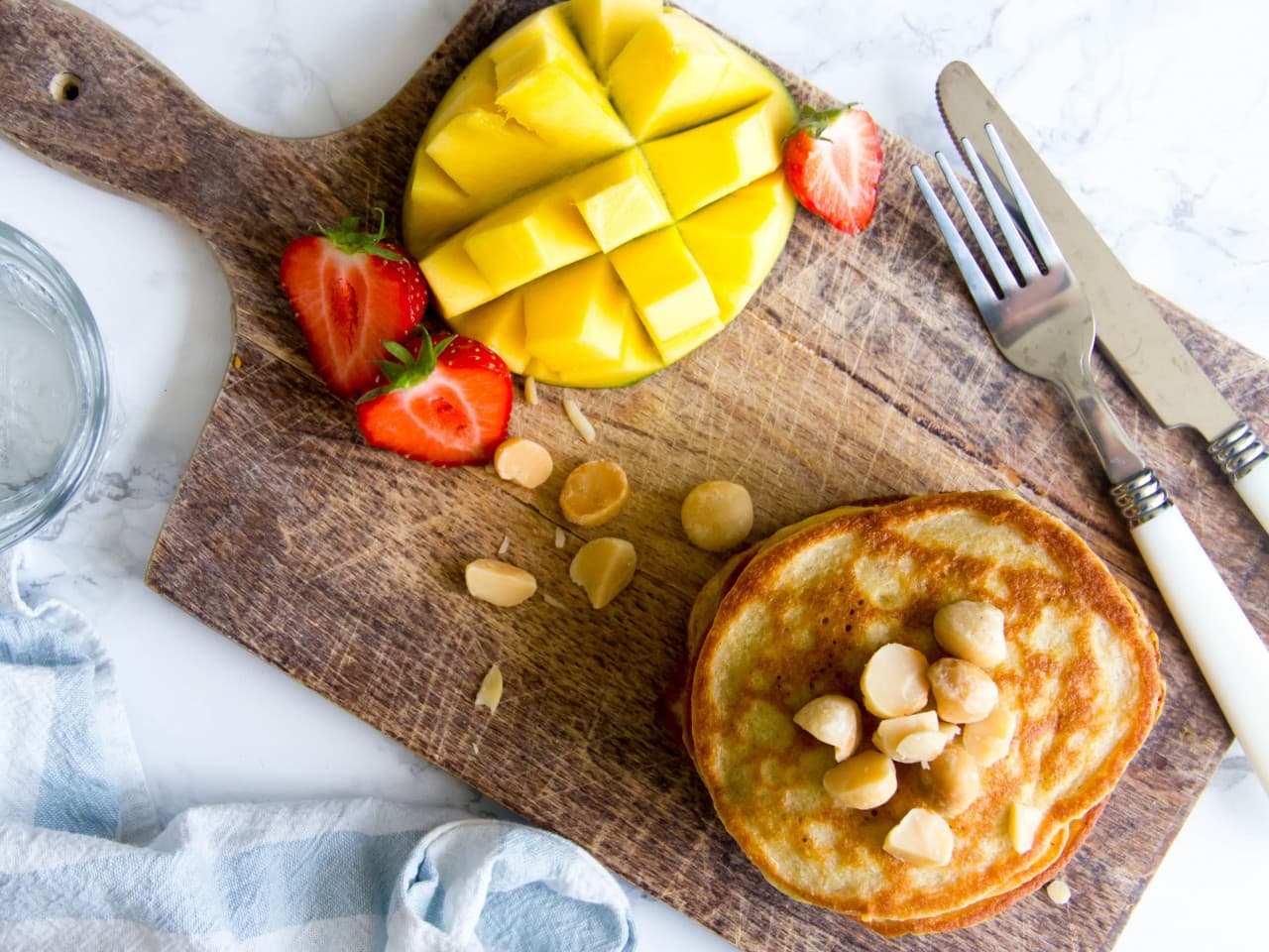 Macadamia pancake