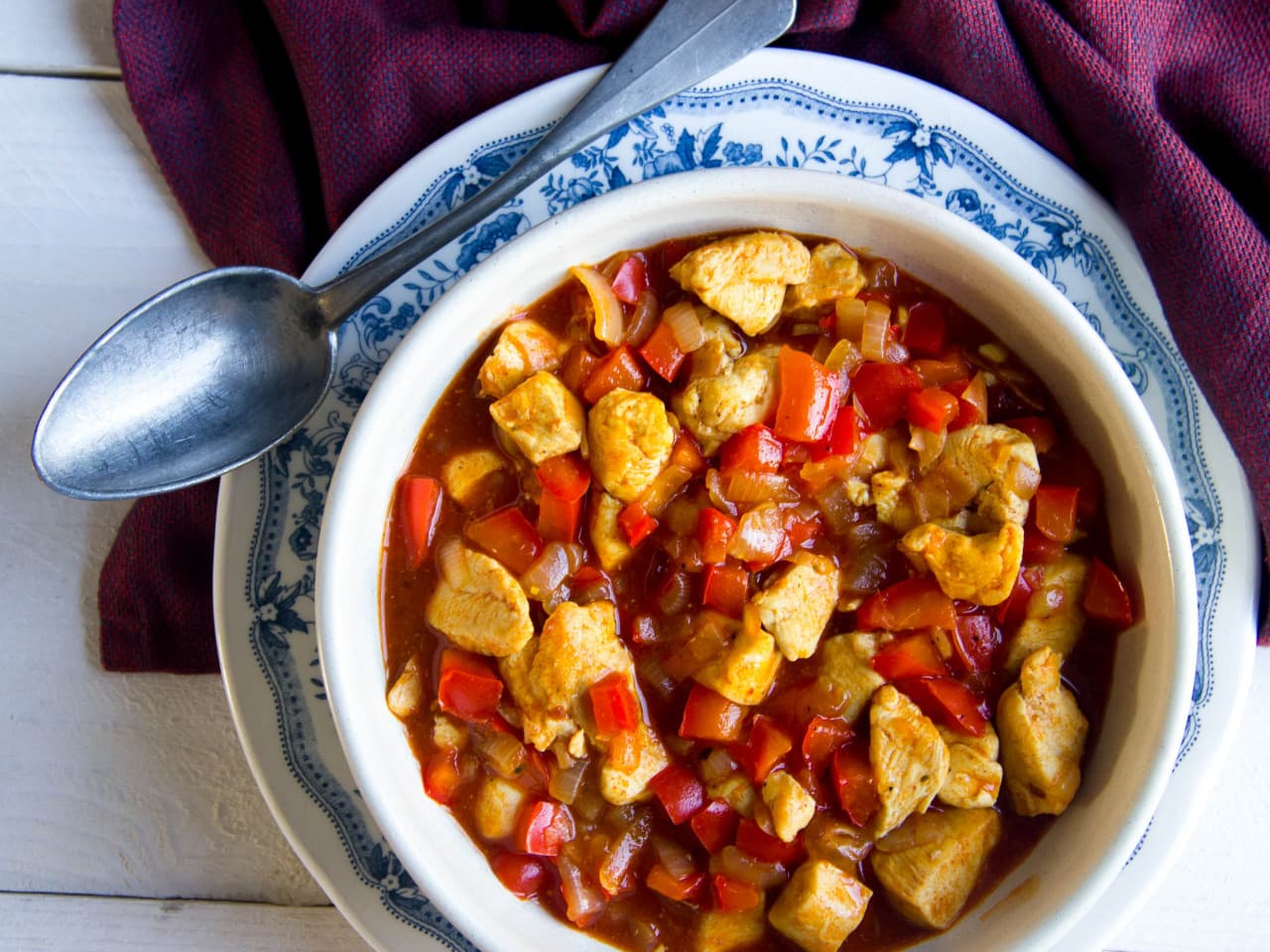 Pollo a la pimienta dulce