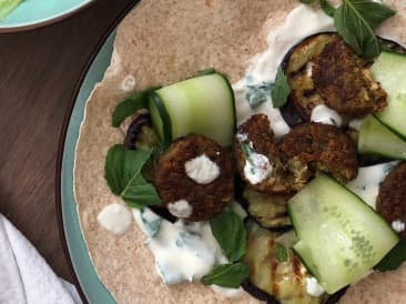 Falafel with coconut & mint