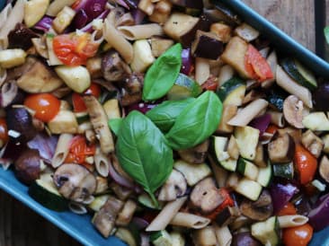 Vega pasta with oven vegetables