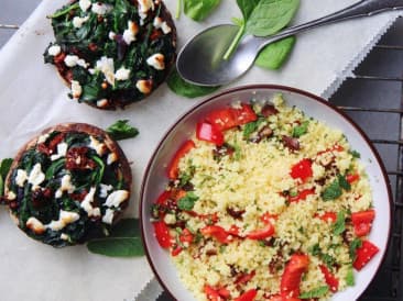 Portobello mushrooms from the oven with spinach and goat cheese