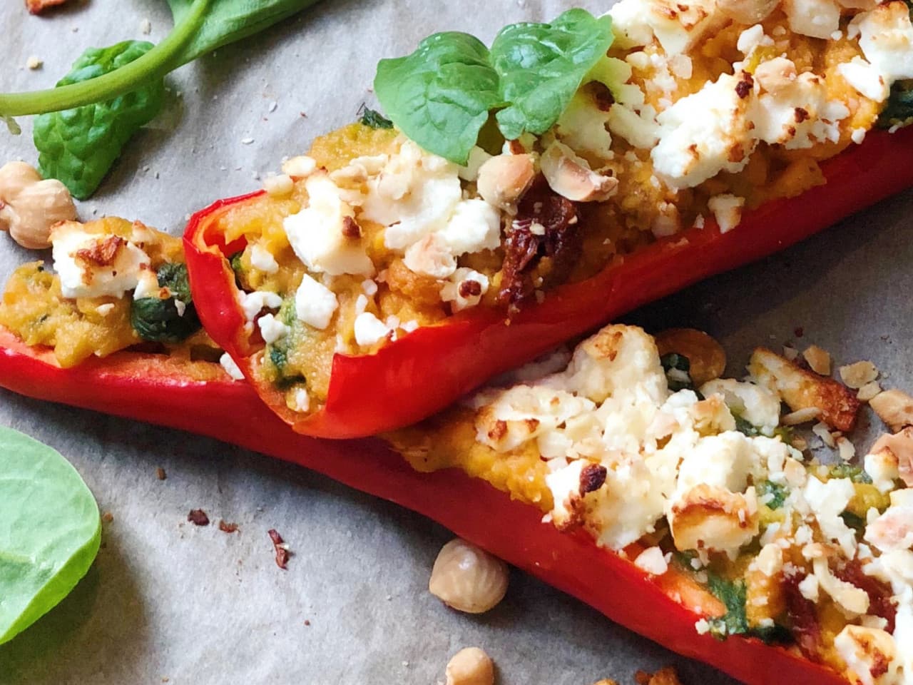 Pimientos puntiagudos rellenos con batata