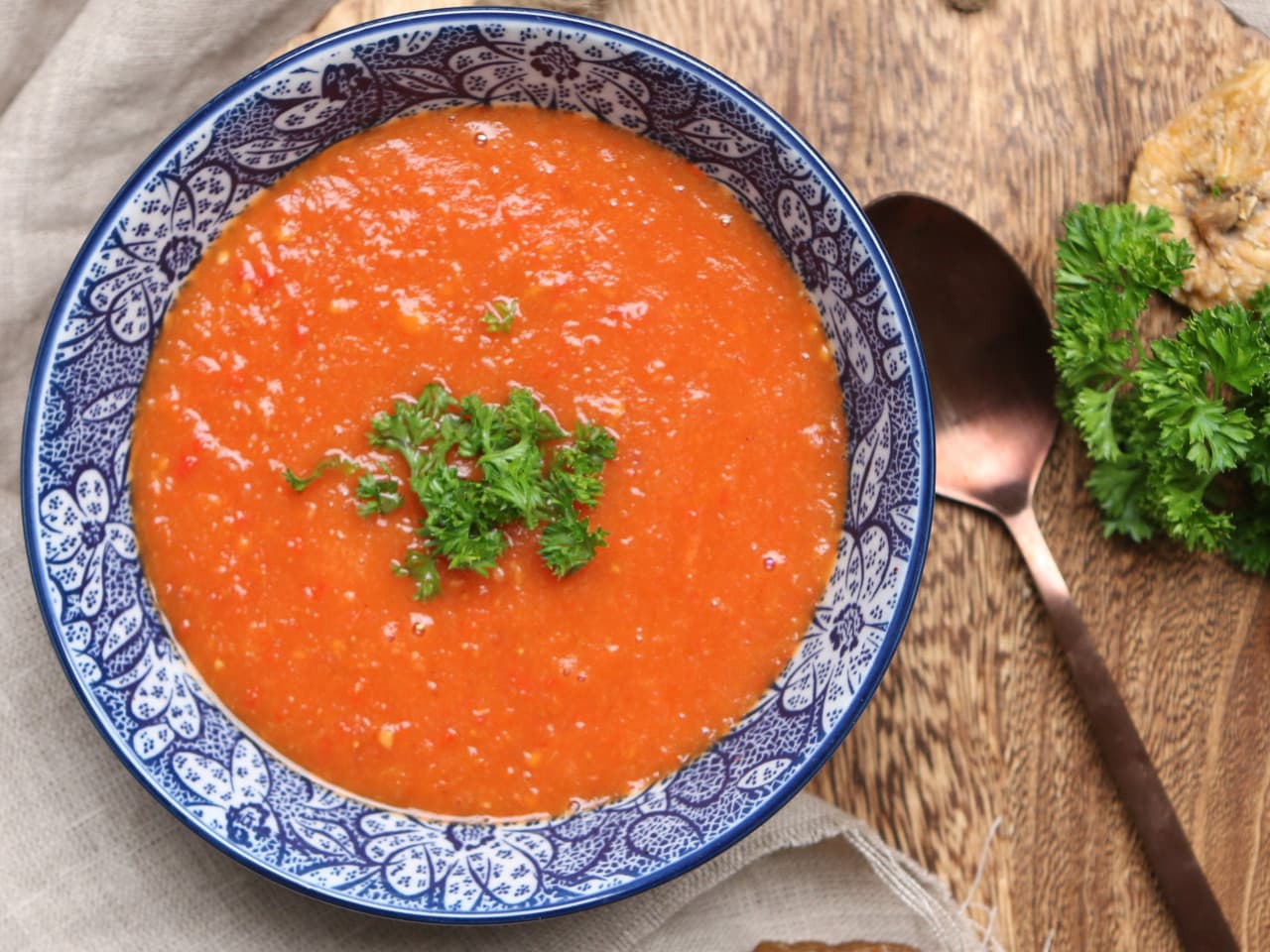 Savoureuse soupe aux tomates avec ingrédient secret