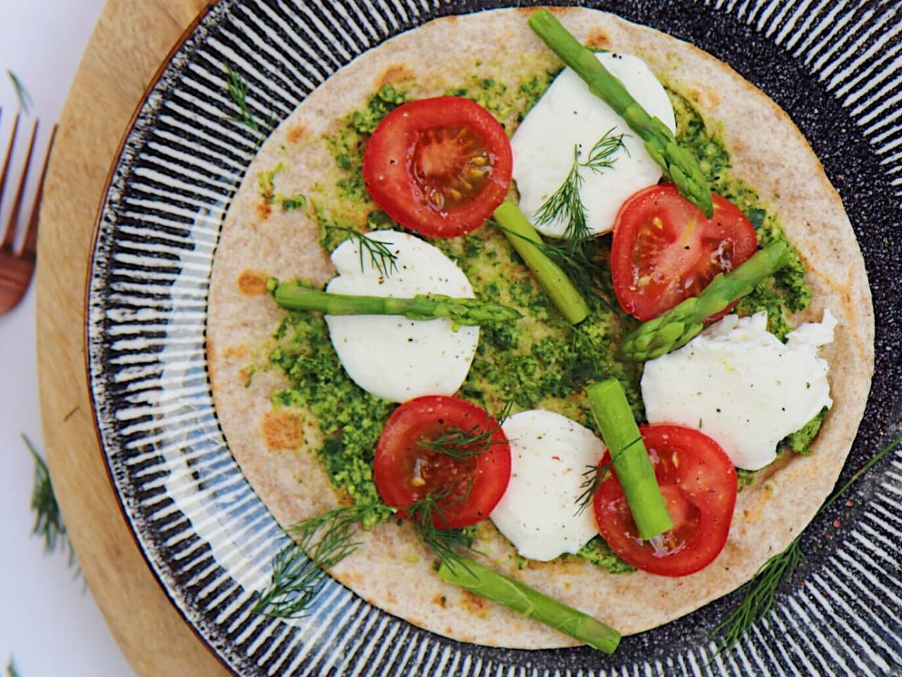 Tortizza met mozarella en home made pesto!