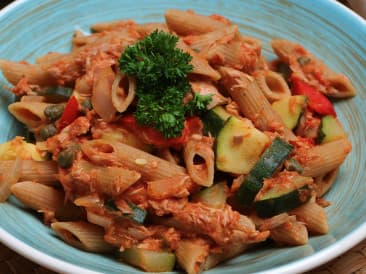 Pasta rica en proteínas con atún