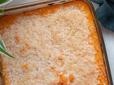 Zuurkoolschotel met banaan en appel