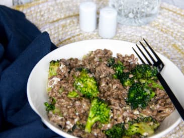 Salteado de carne y brócoli