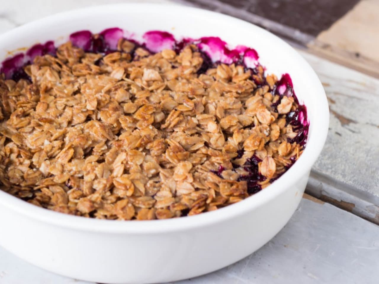 Heerlijke vegan crumble met bosbessen en banaan