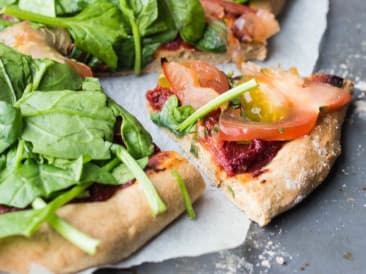 Vegan pizza Margherita