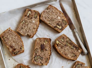 EINFACHES VEGAN BANANA BROT
