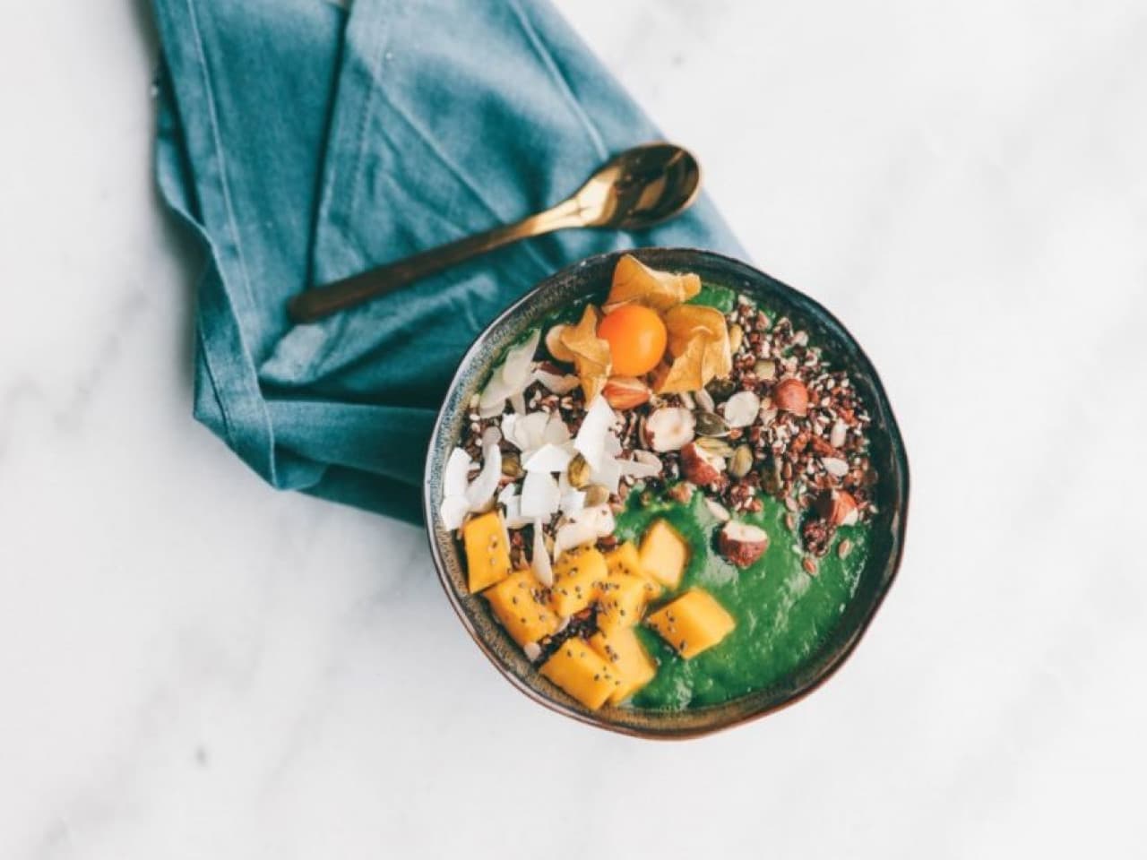 Einfacher veganer grüner Smoothie