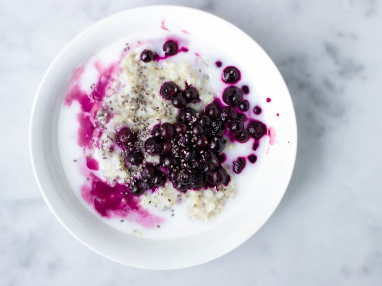 Oatmeal and chia porridge