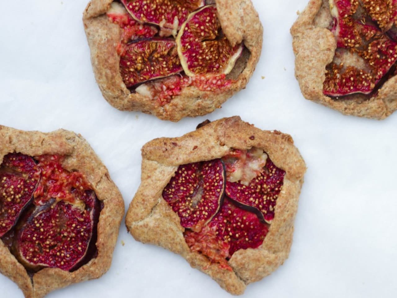 Galette vegano con higos y coco