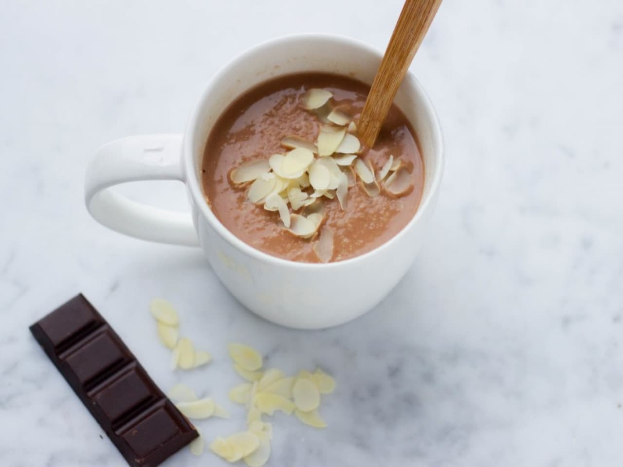 Lait au chocolat végétalien