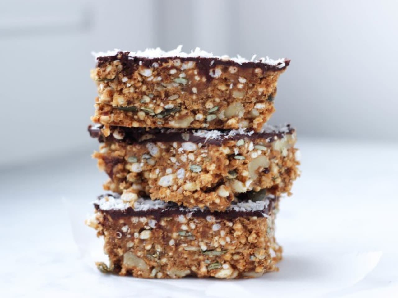 Barritas de chocolate con quinua y nueces