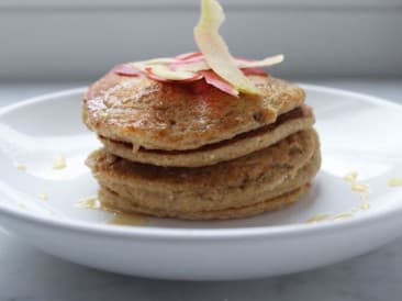 Tortitas de avena con manzana