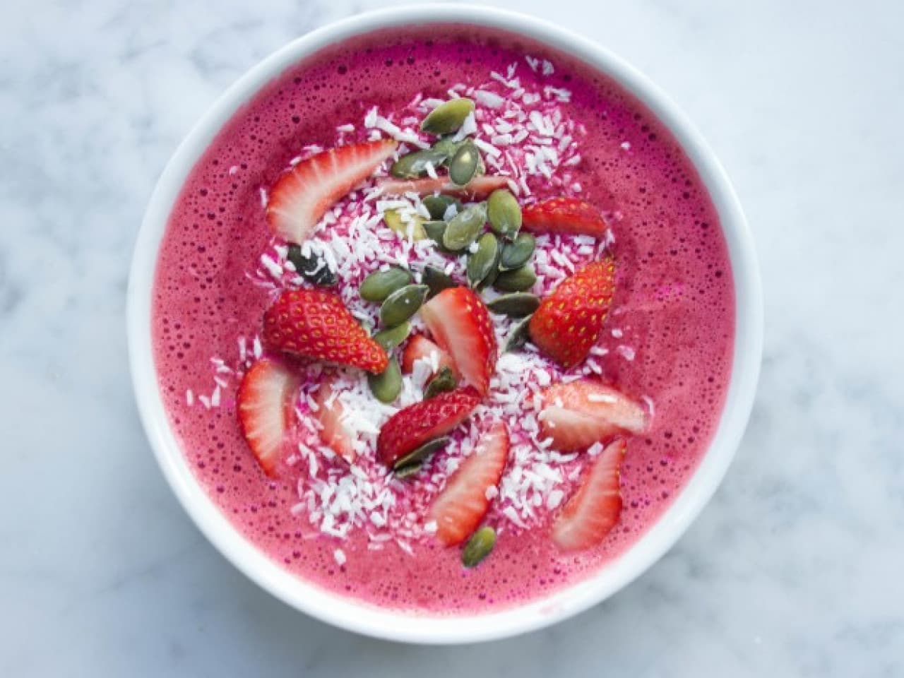 Beet smoothie with apple