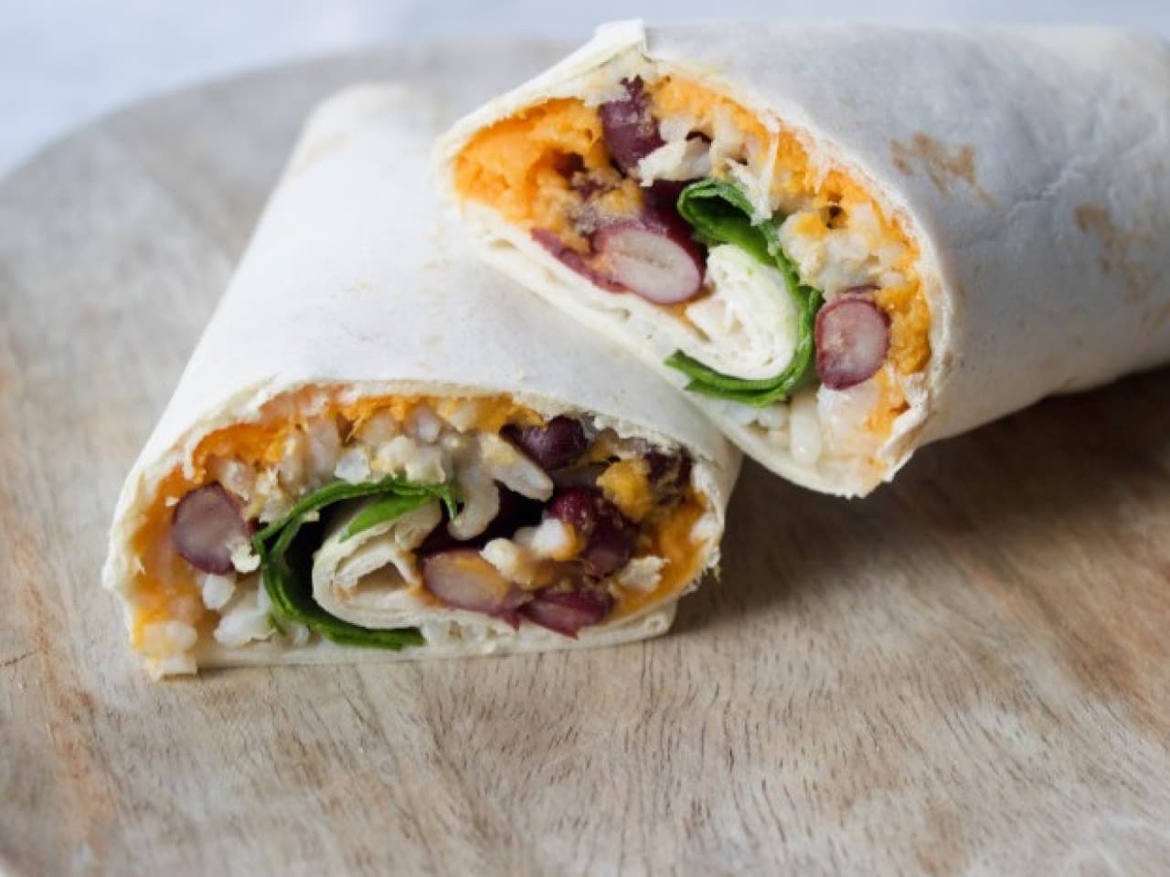 vegan burrito’s met pompoenspread