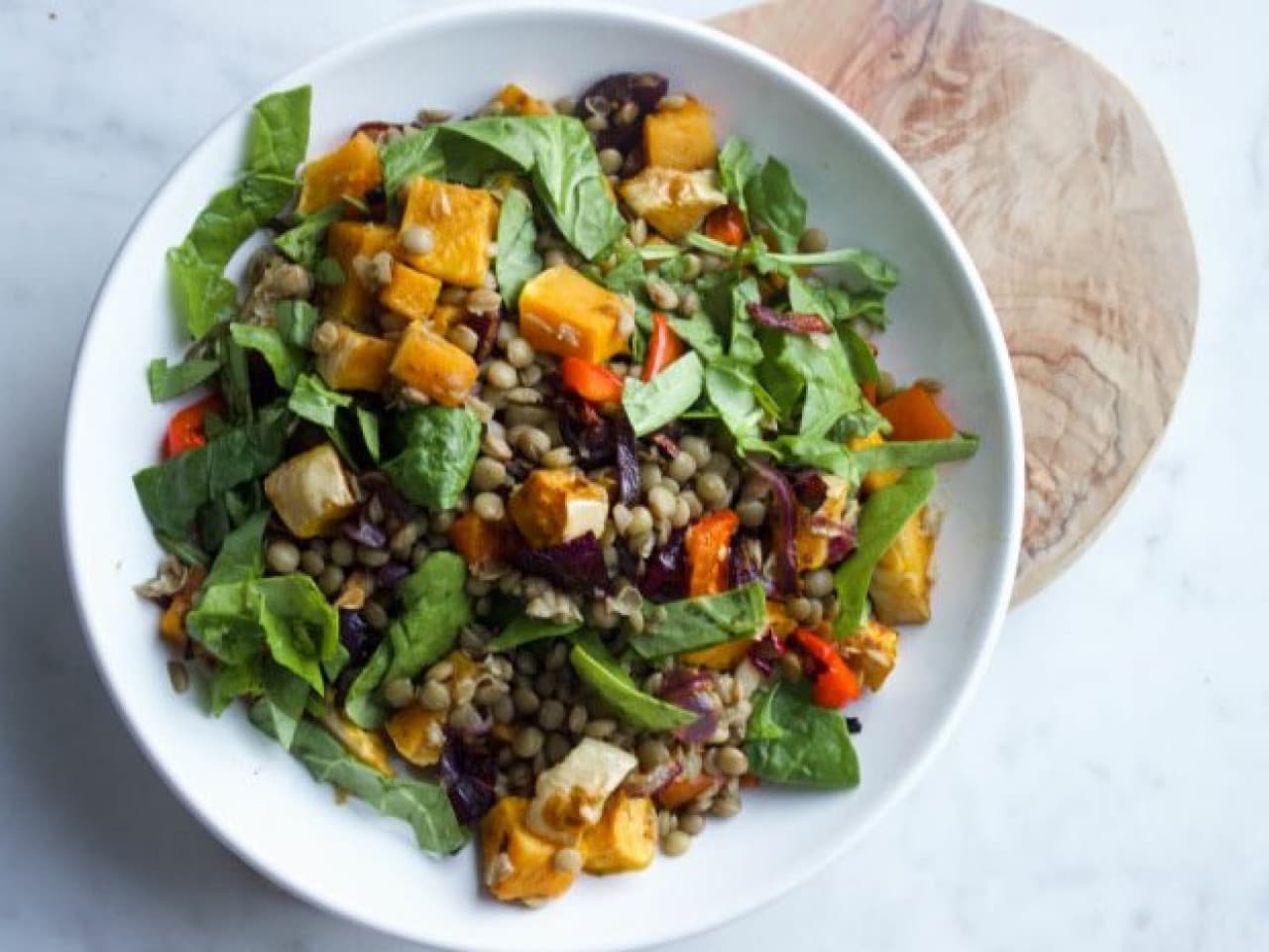 Ensalada de lentejas y calabaza asada
