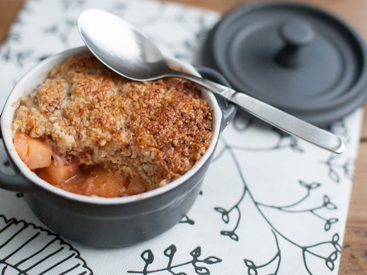 Strawberry and apple crumble