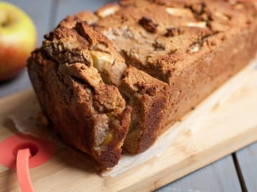 Pan de banana y manzana