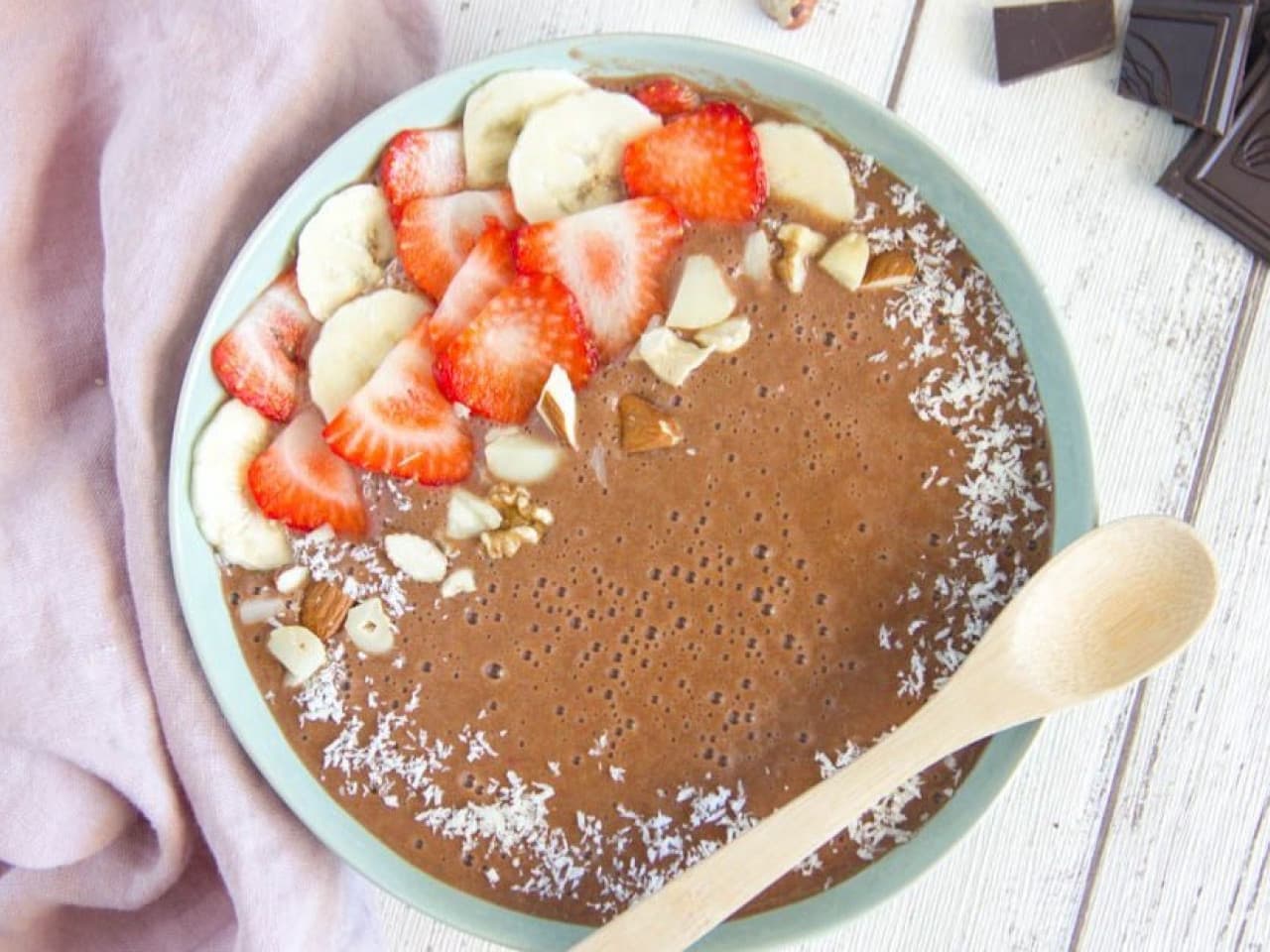 Tazón de batido de chocolate