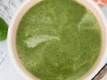 Soupe aux épinards et courgettes