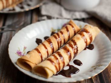 Crepes with chocolate sauce