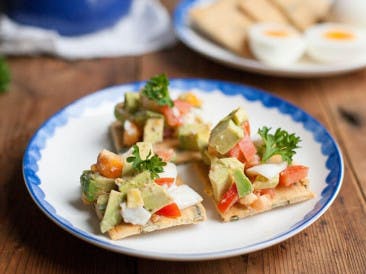 Paleo crackers with avocado and egg
