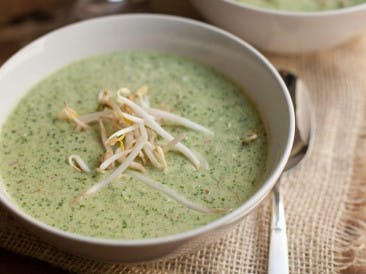 Spicy, cold cucumber soup