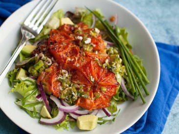Grilled grapefruit and avocado salad