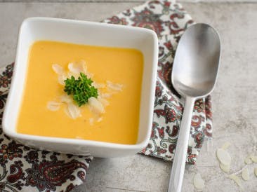 Sweet potato soup with an Oriental touch