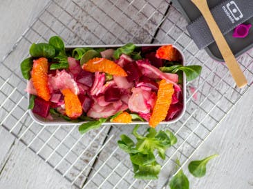 Salad with orange fennel and beetroot